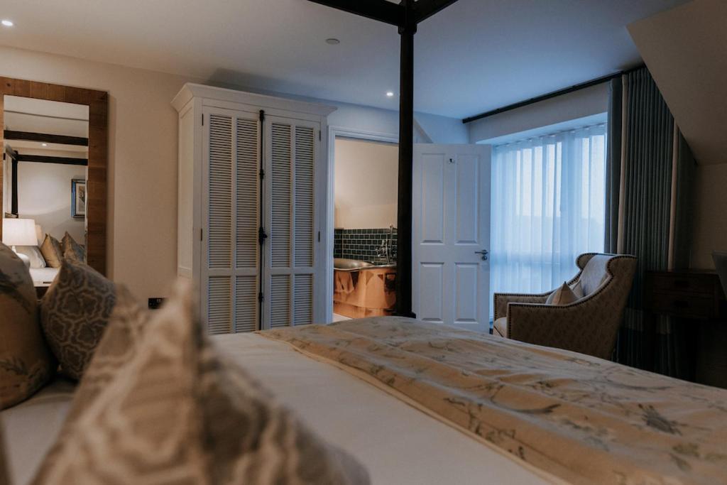 The Ferry House Bed and Breakfast Eastchurch Exteriör bild